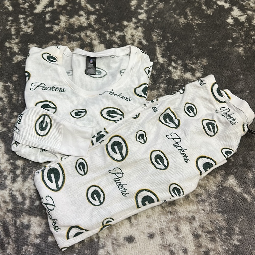 RARE Green Bay Packers Ladies Pajamas/Long Johns Set